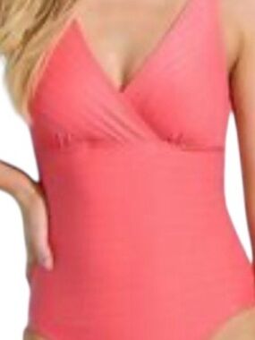LANDS' END Sunset Coral Textured V-neck Swimsuit  modest medium (10-12) NWT